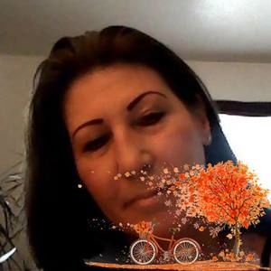 Meet your Posher, Rebecca